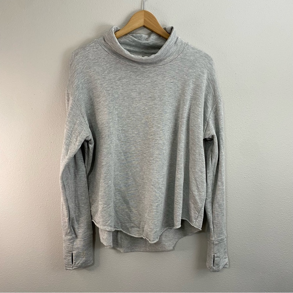 Offline by Aerie Fleece Oversized Grey Crewneck You’re Doing Amazing Large‎